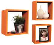 Prateleiras em cubo laranja