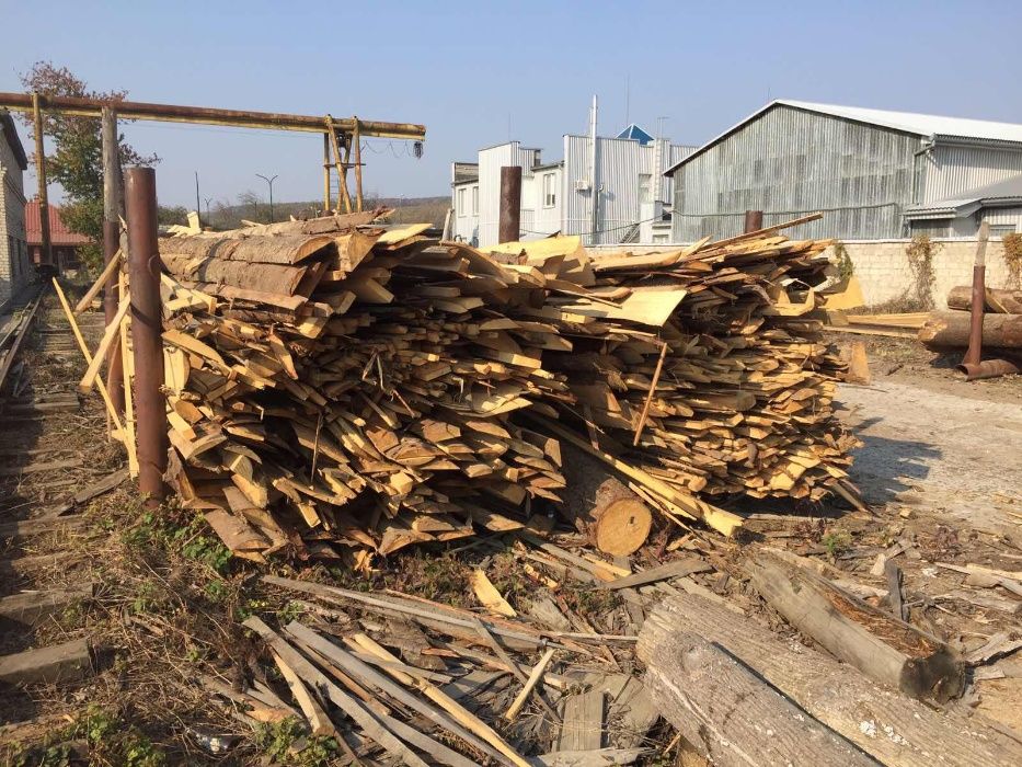 Дрова бук колоті 33см від 2800 до 3700 грн.