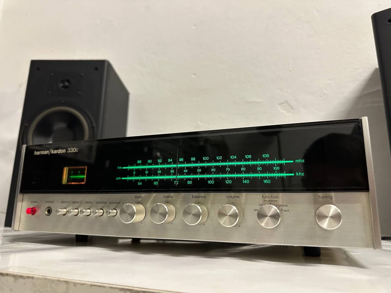 Amplituner/wzmacniacz stereo Harman Kardon 330C