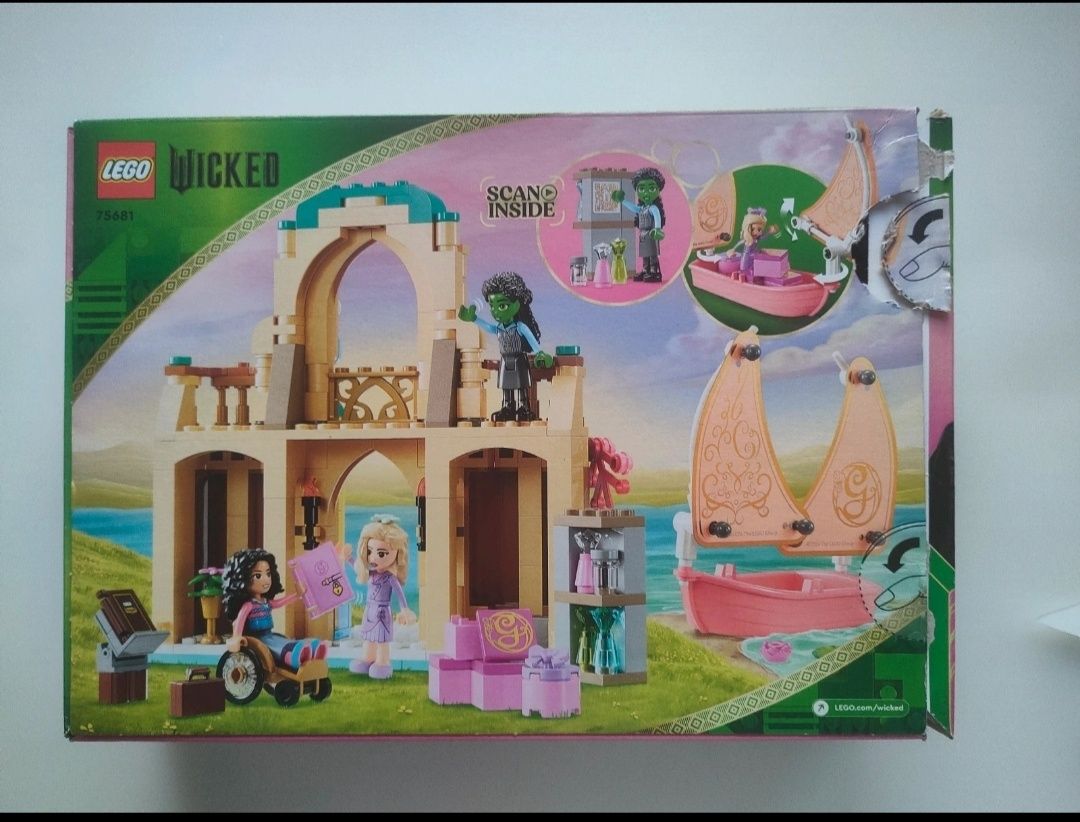 Lego wicked ariana grande Cynthia Erivo