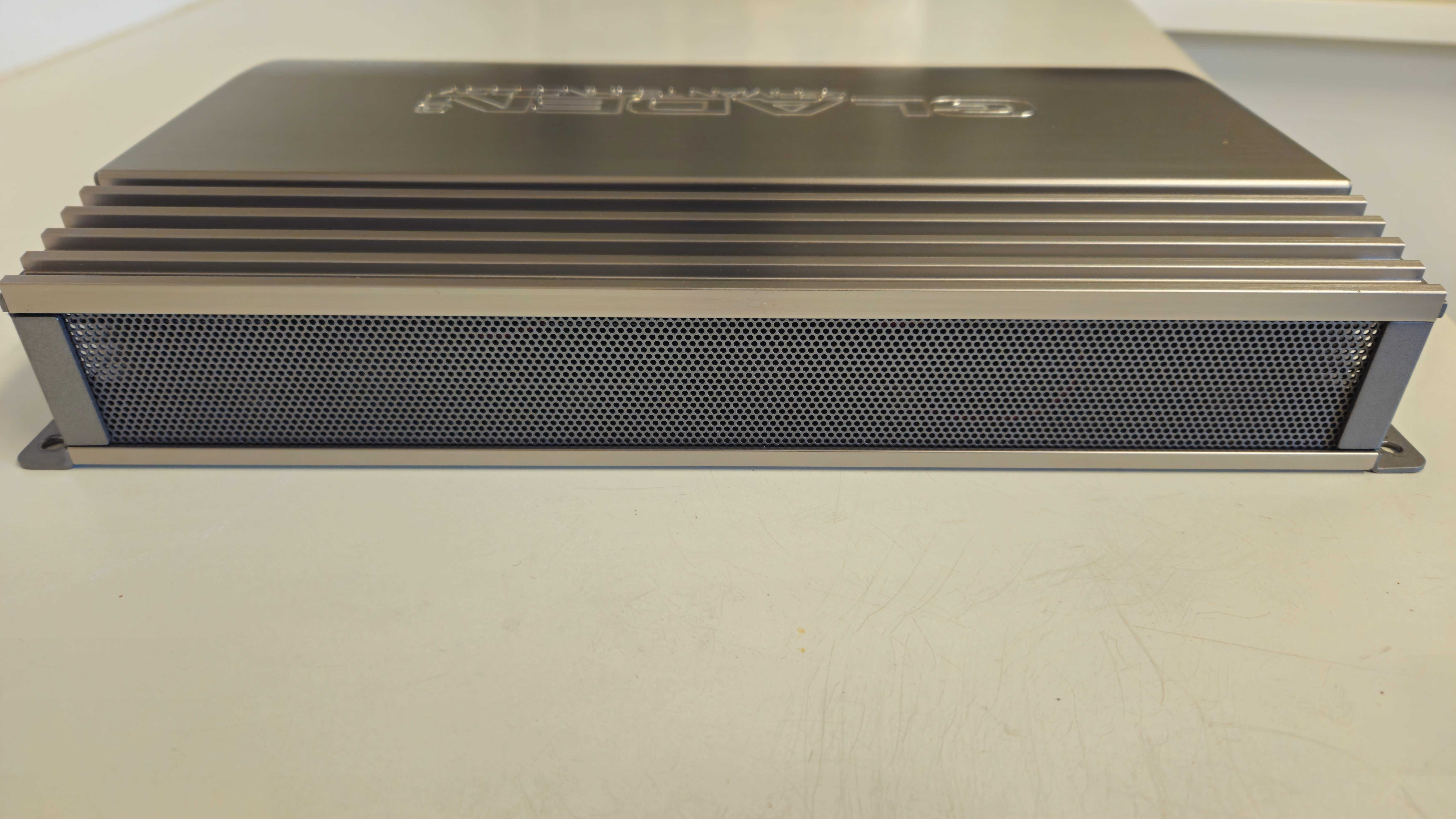 Gladen Audio XL250C2 Wzmacniacz 2-kanałowy