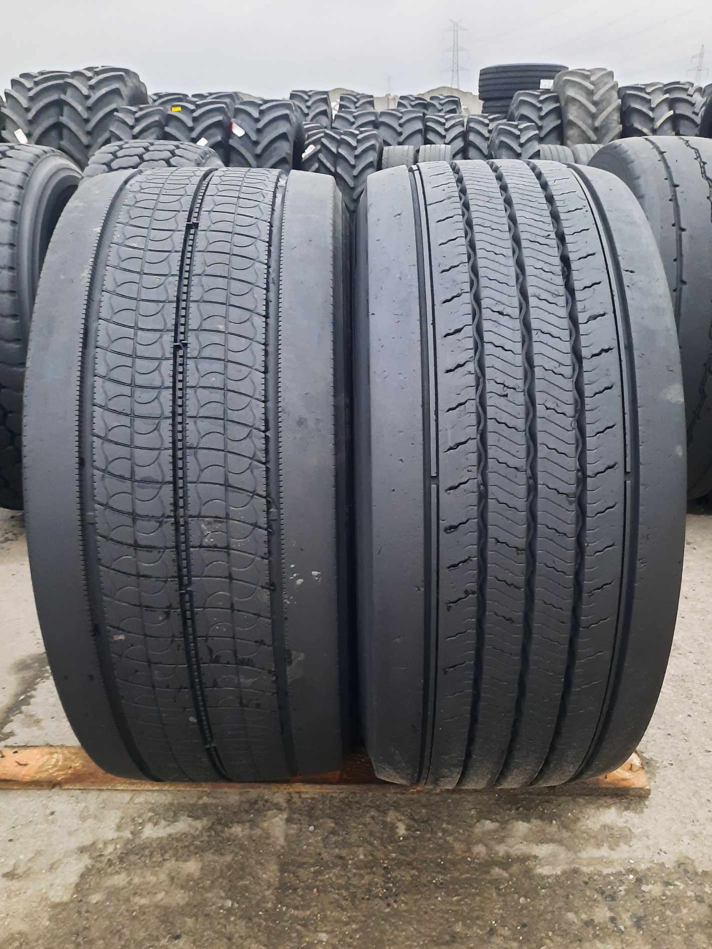 opona 385/55 R22.5 Bridgestone Ecopia i Continental Conti Hybrit HS3