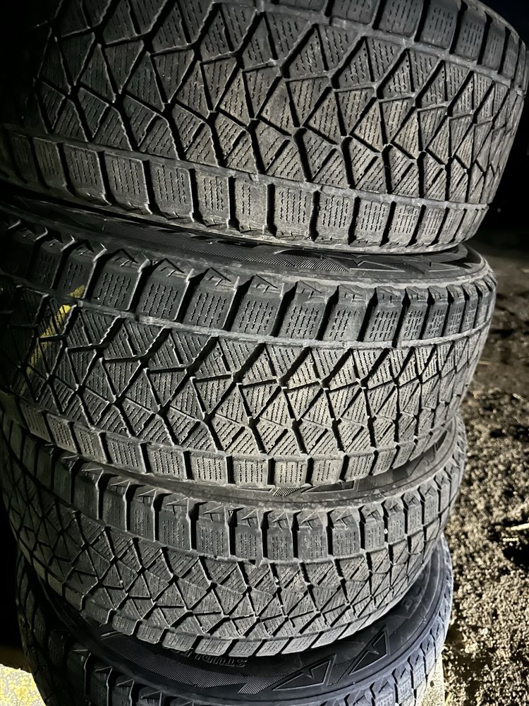 Bridgestone 225/60/17 шини скати покришки