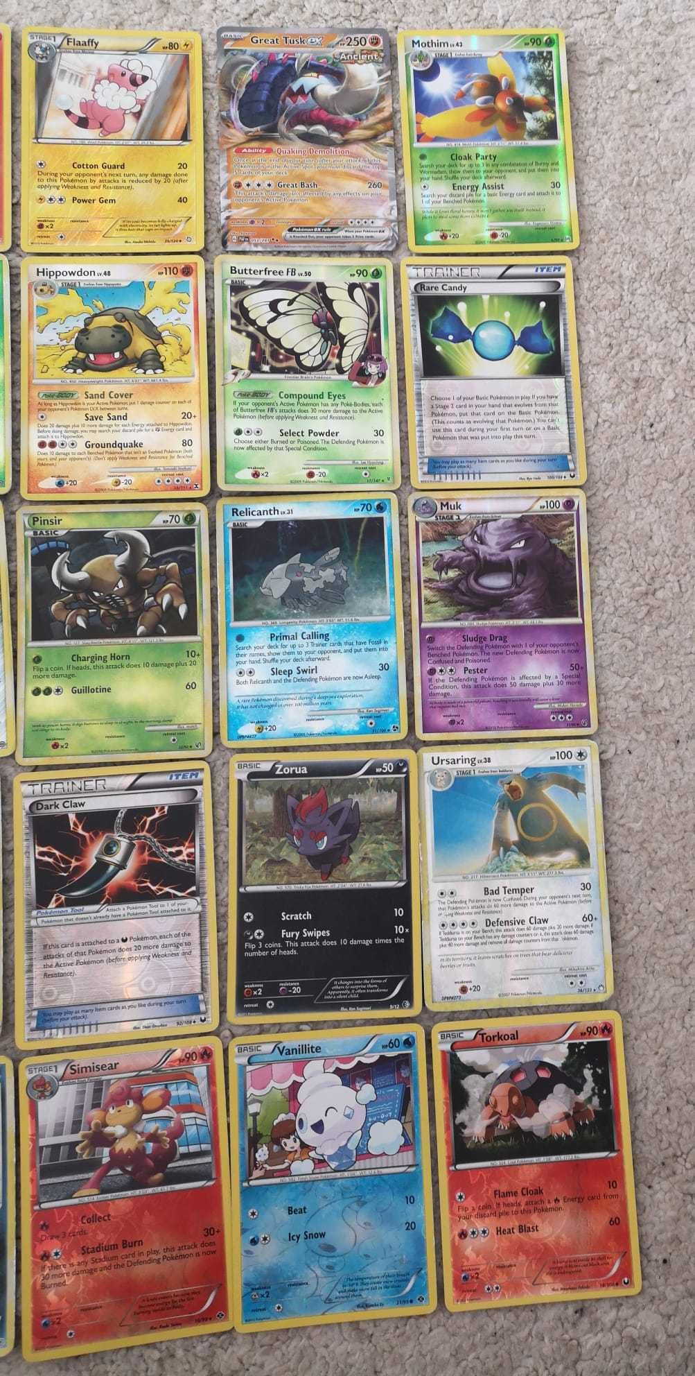 30 cartas Pokémon HOLO/REVERSE HOLO + 20 cartas de energia