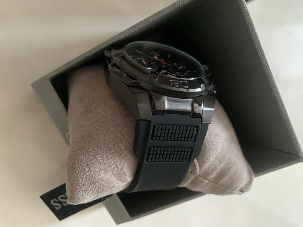 Наручний годинник GUESS W1254G2