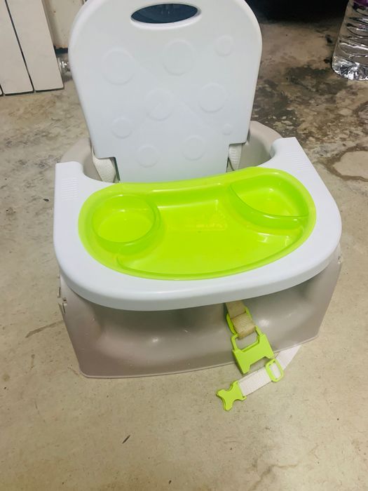 Cadeira de bebé para refeições