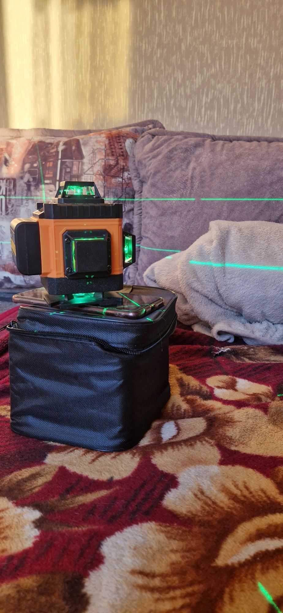 Лазерный уровень 3D с батареей 3000mAh новый