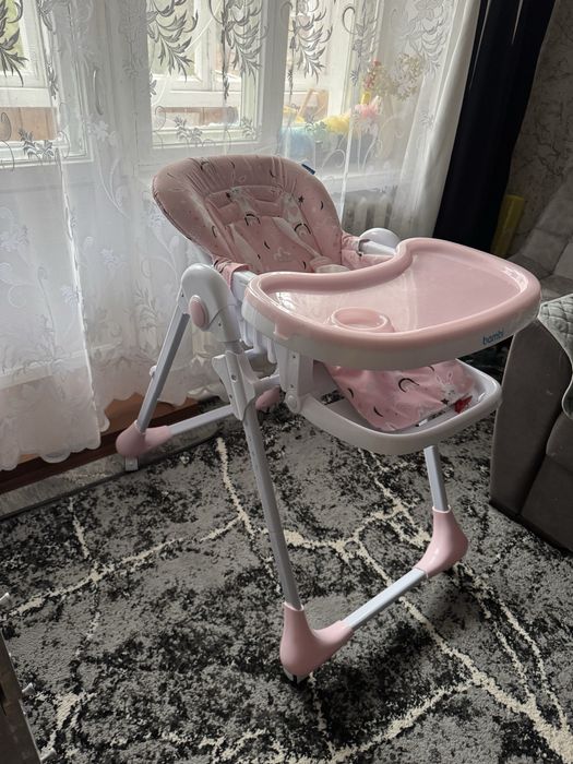 Годувальний столик дитячий