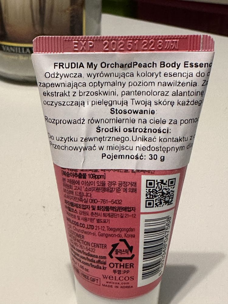 Frudia my orchard peach body essence