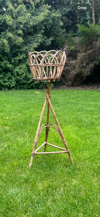 Kwietnik wiklinowy stojący vintage do renowacji