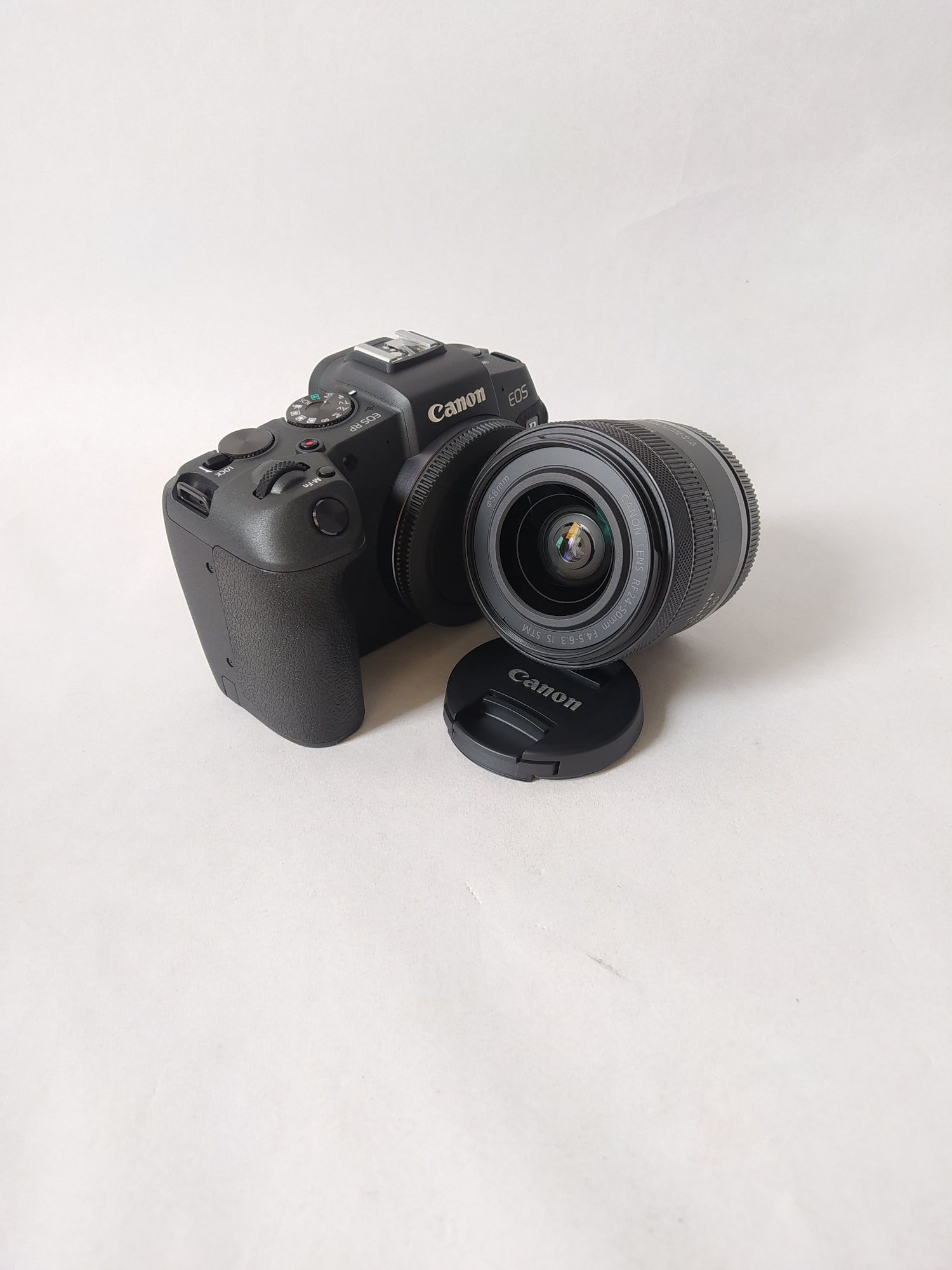 Фотоапарат Canon EOS RP (RF 24-50mm) IS STM НОВИЙ
