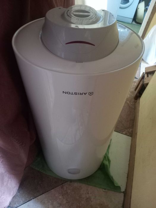 Ariston PRO R 100 V  1,8K водонагрівач