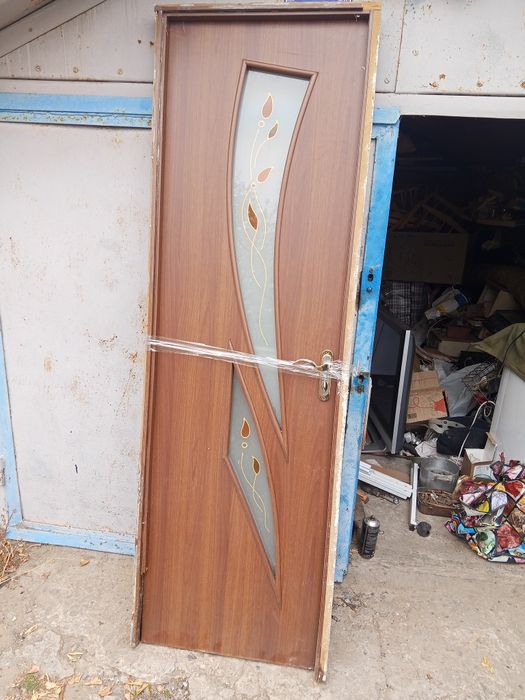 Двери межкомнатные 200на 60