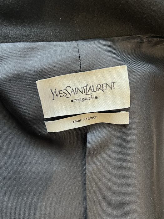 Шикарное пальто Yves Saint Laurent, p.S Франция