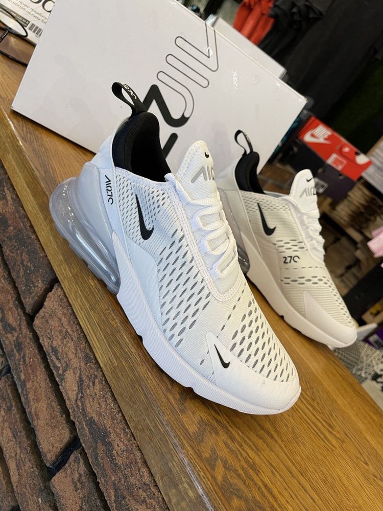 Кросівки Nike W Air Max 270
