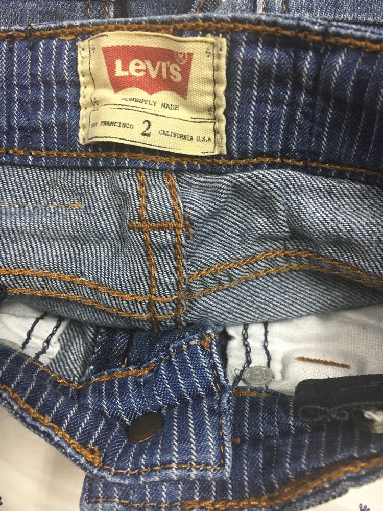 Calças levis 2 anos