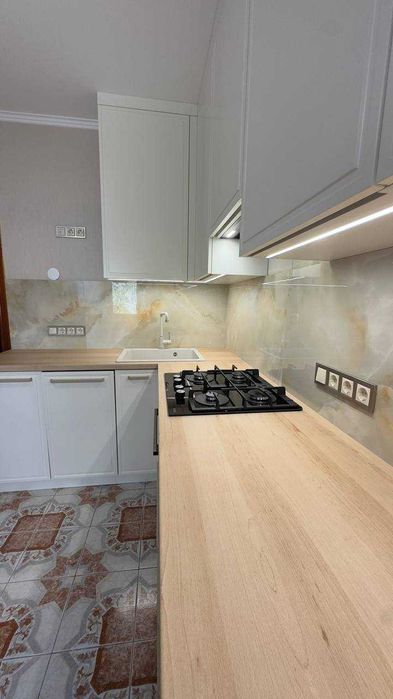 Двухкомнатная квартира под программы.