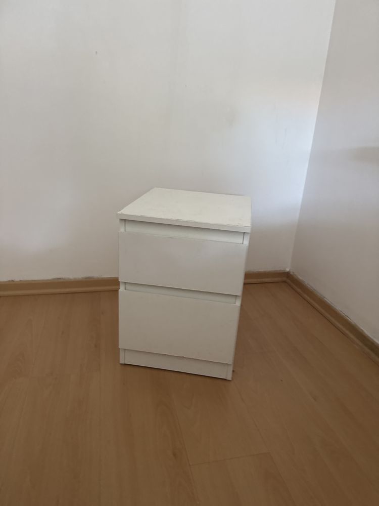 Mesa de cabeceira Kullen
