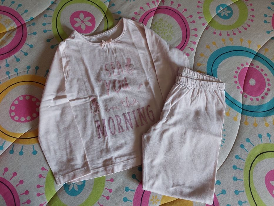 Pijamas Menina Quentinhos e outros