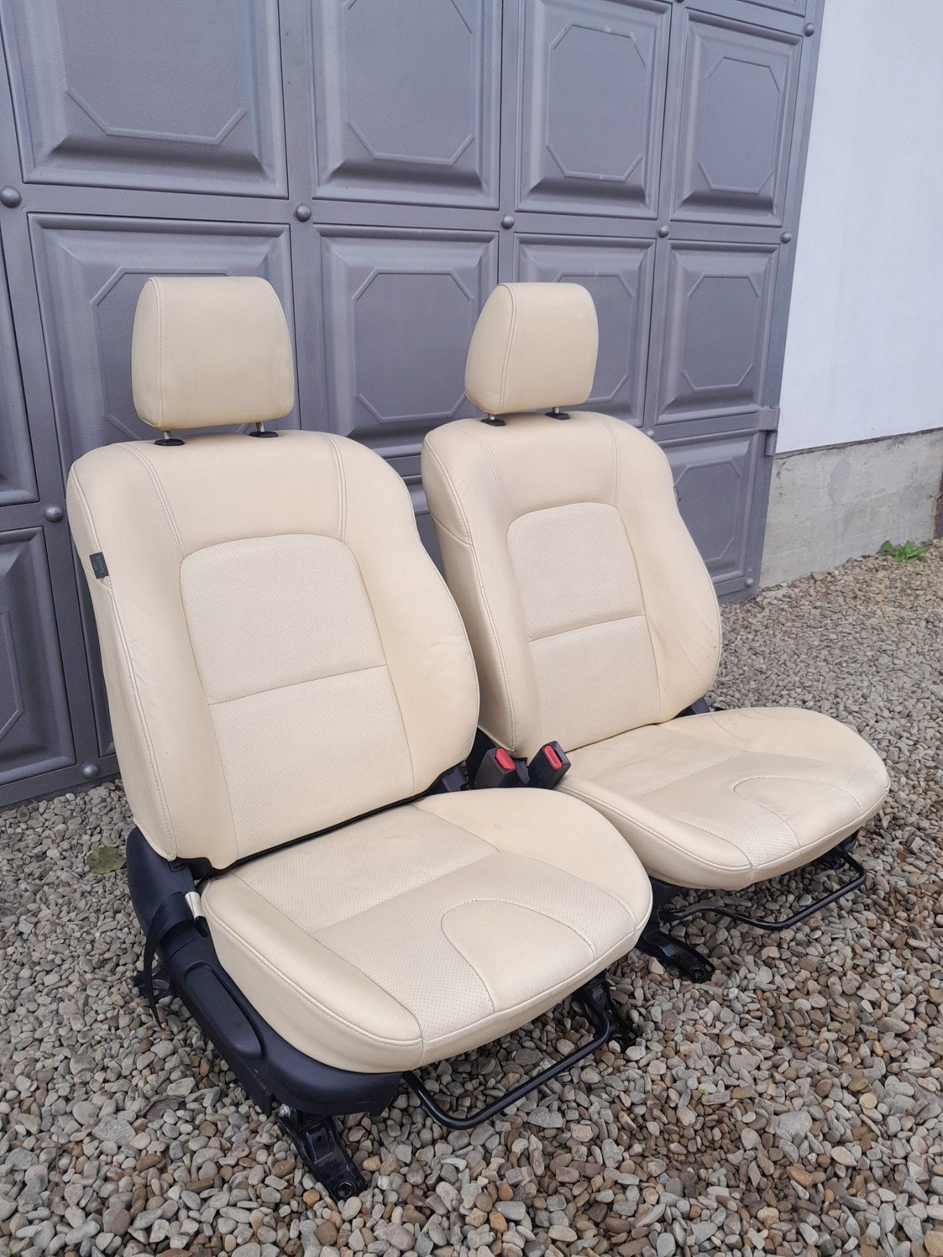 Шкіряні сидіння сідушки сидения Mazda 3 на ВАЗ