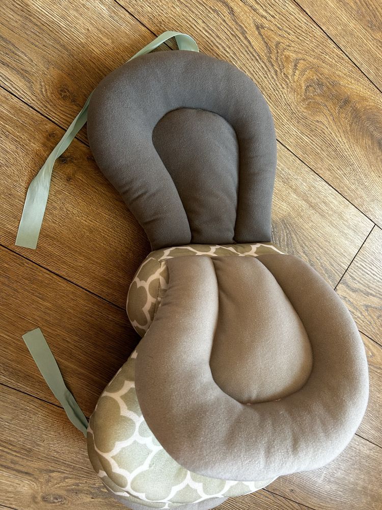 Poduszka do karmienia Nursing Pillow
