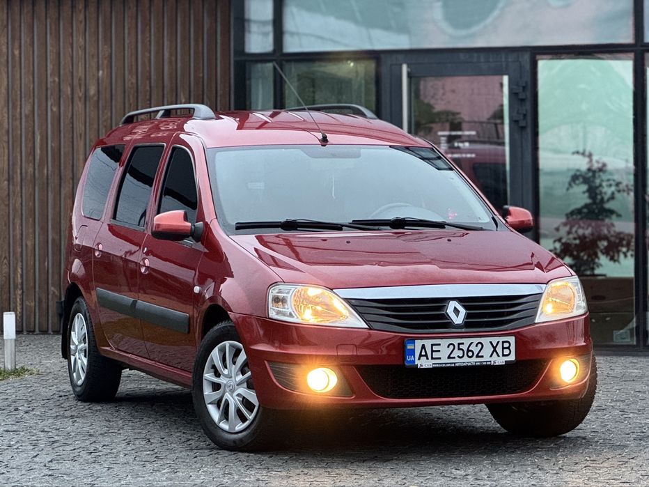 Продам Renault Logan MCV 2012