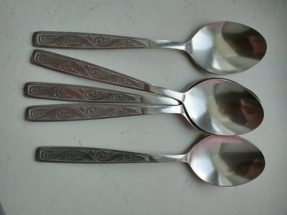 Продам столовые ложки из нержавеющей стали.