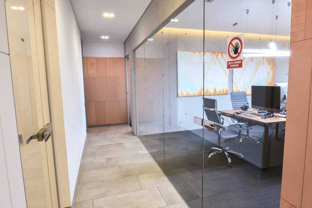 Оренда видового офісу без % 260м2 Карнегі центр Кловський узвіз 7 Loft