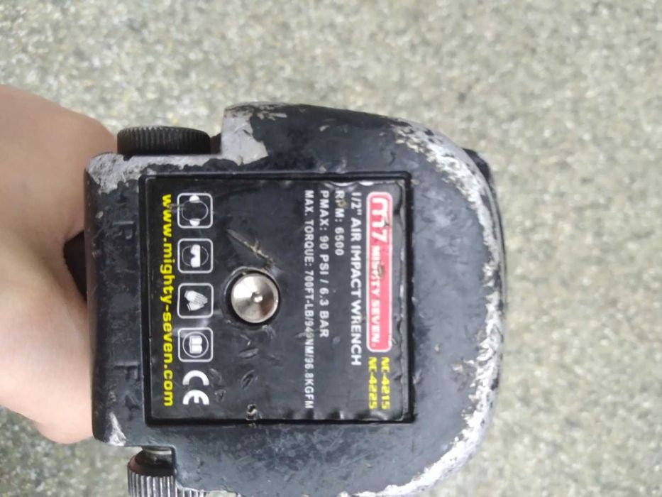 Пневмогайкокрут 1/2" 949Нм, 6500об/хв Mighty Seven NC-4215