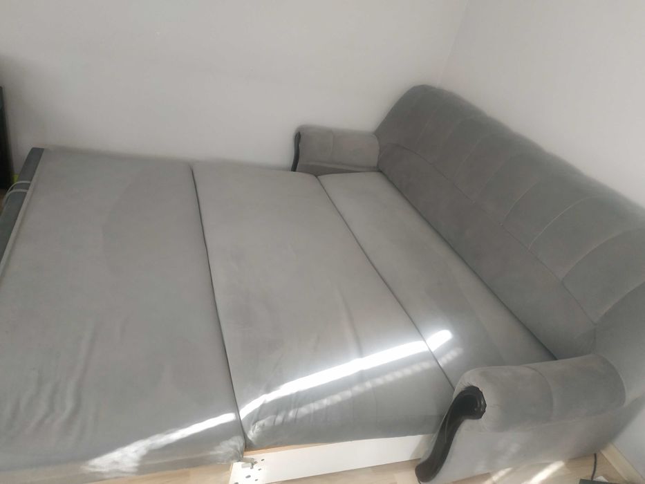 Rezerwacja do soboty. Sofa Kanapa z pojemnikiem na pościel 180/190