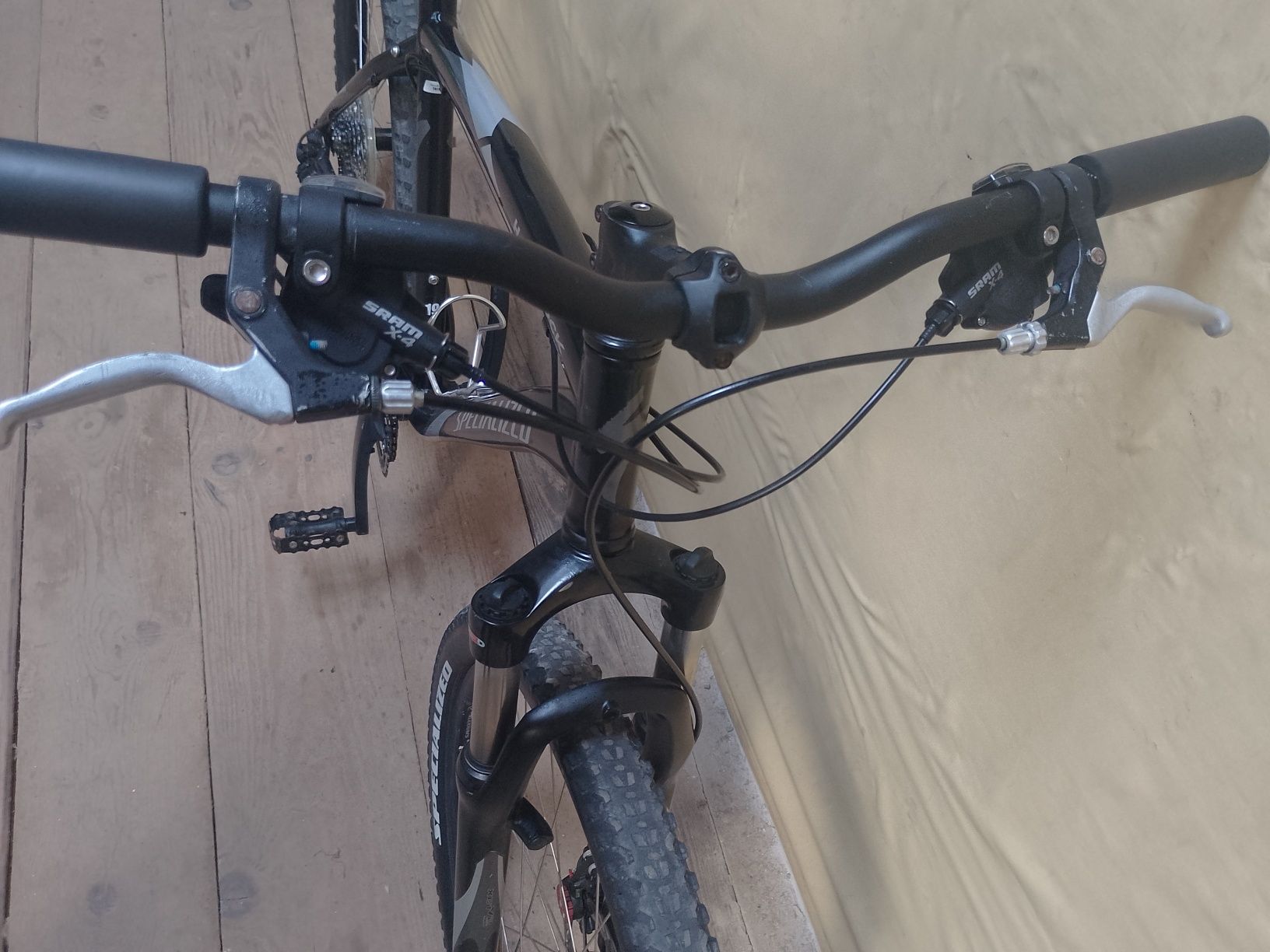 Велосипед SPECIALIZED   (26 )