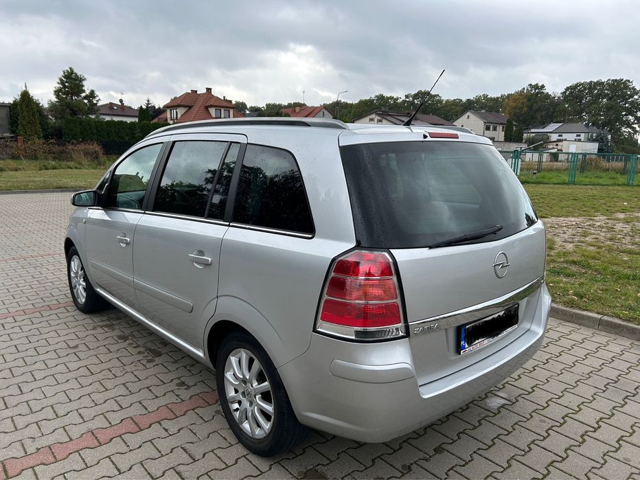 Opel Zafira B 1.8 benzyna 7osobowa