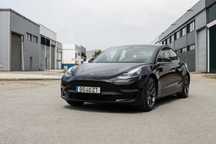 Tesla Model 3 Standard Range Plus RWD