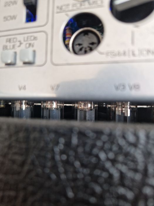 Carvin V3M 3-channel 50w guitar Combo