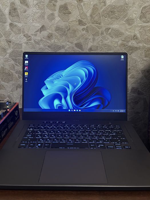 Asus Rog Zephyrus G15 RTX 3050 1Tb M2 24 ОЗУ