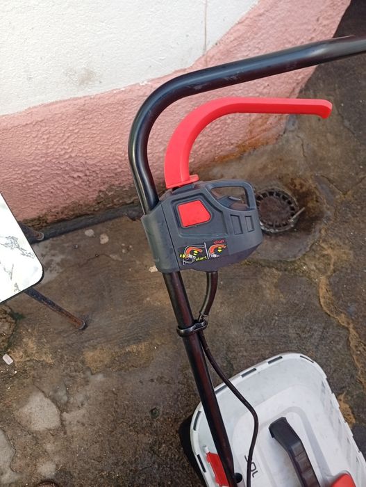 Carrinho cortar relva