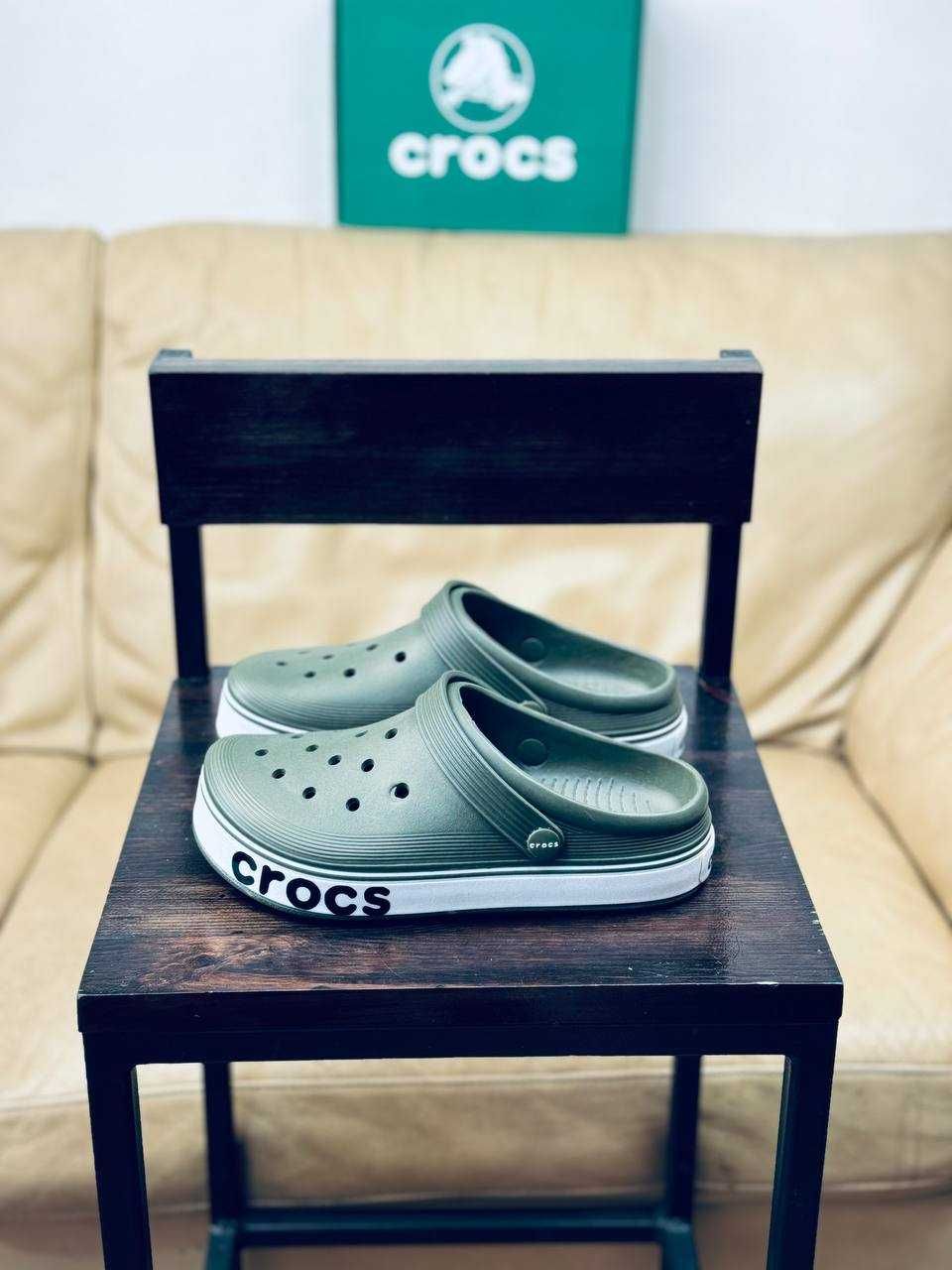 Шлепанцы Crocs удобные  Сабо кроксы тапочки шлепки хаки Новинка 2024