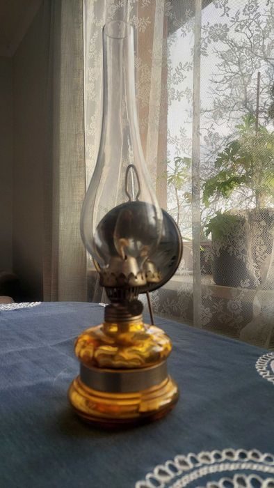 Lampa naftowa antyk