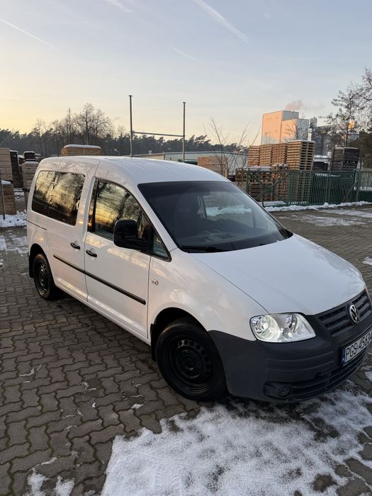 VW Caddy 3, hak, 5 miejsc