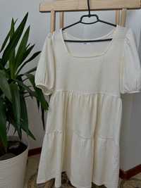 сукня плаття біле з рюшками