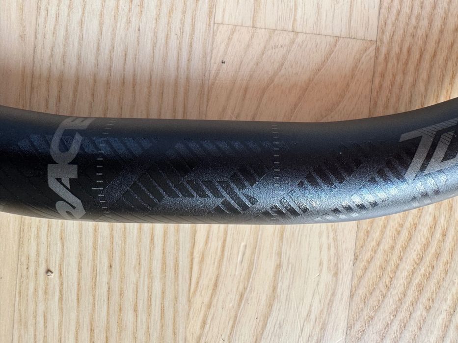 kierownica MTB RACE FACE TURBINE R 35mm