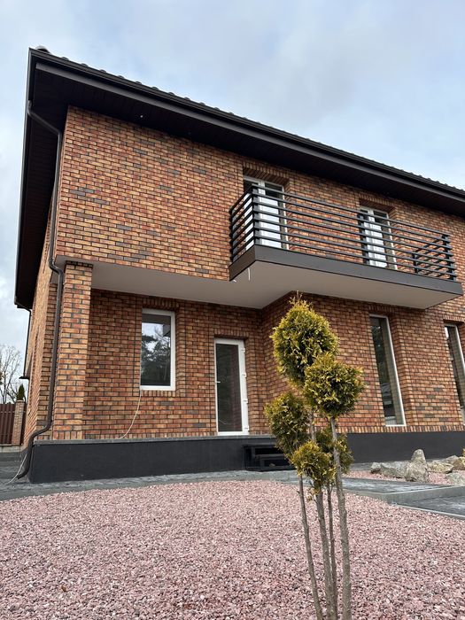 ТЕРМІНОВО зниження ціни! Продам великий будинок.