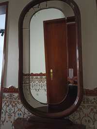 Espelho e aparador em madeira maciça