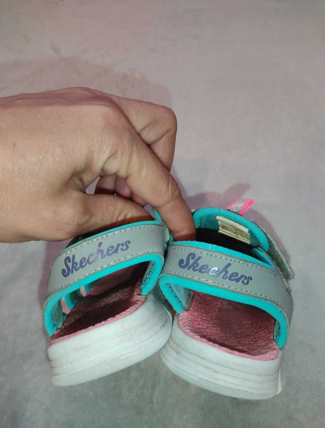 Sandały rozm. 24 firmy Skechers