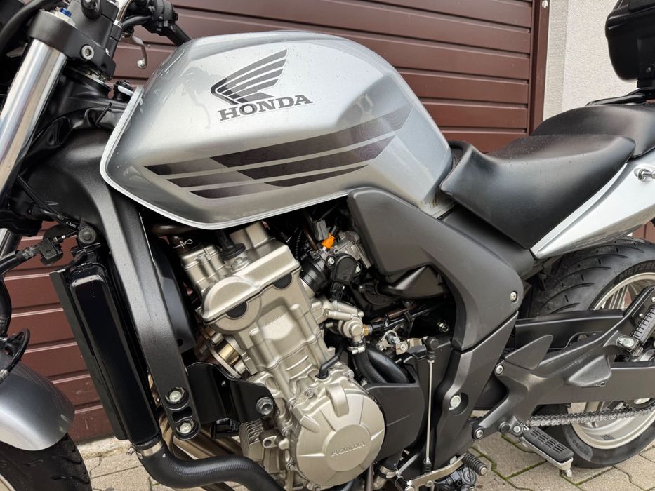 Honda cbf 600 N ABS wtrysk jak nowa pełen oryginał z Niemiec