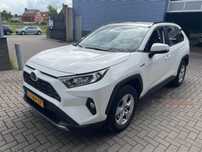 Toyota RAV4 Bezwypadkowy 2021