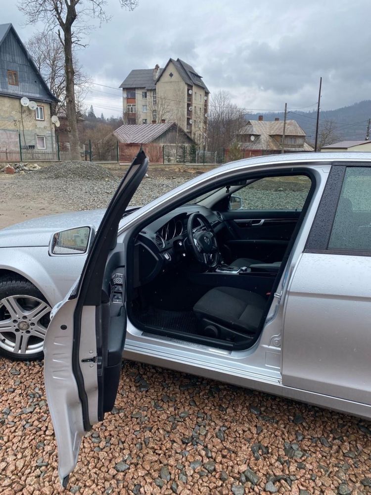 Mercedes C 220 w204