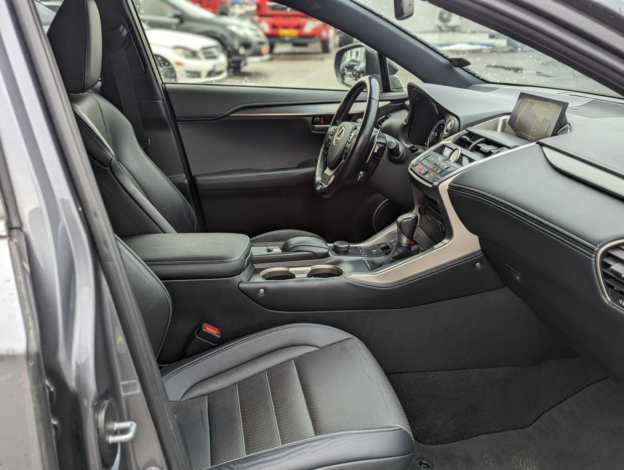 Lexus NX 2017 у кредит, розстрочку, на виплату.