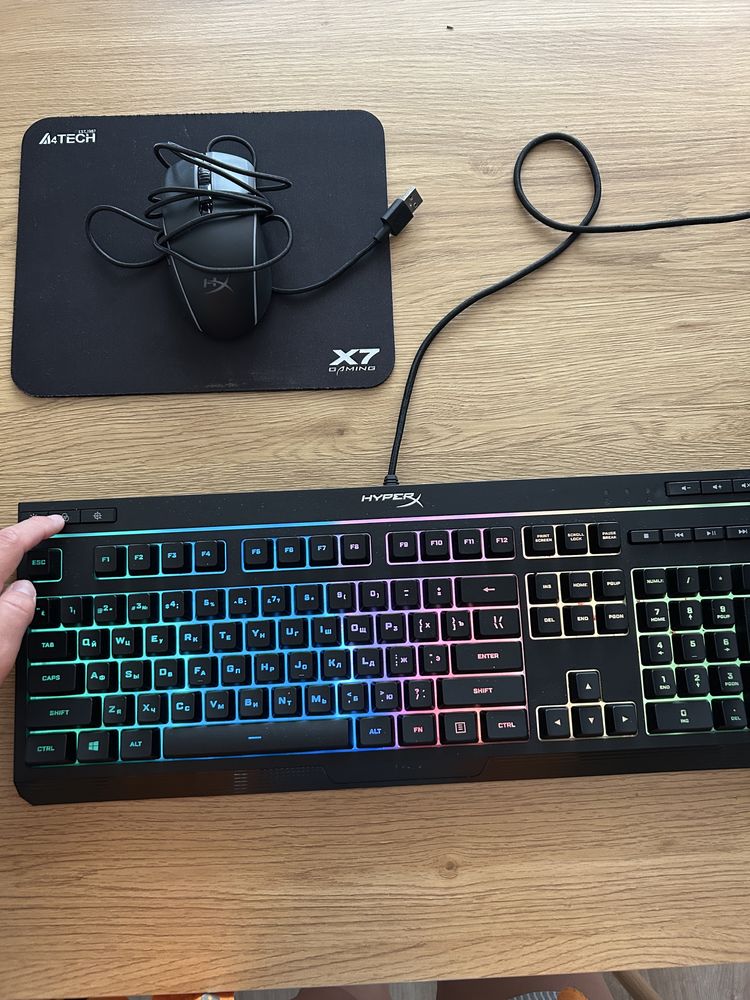 Клавіатура usb HyperX Alloy Core RGB + мишка