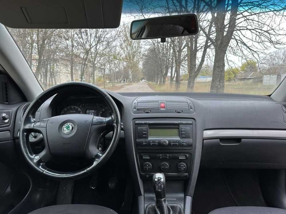 Нерозмитнені авто